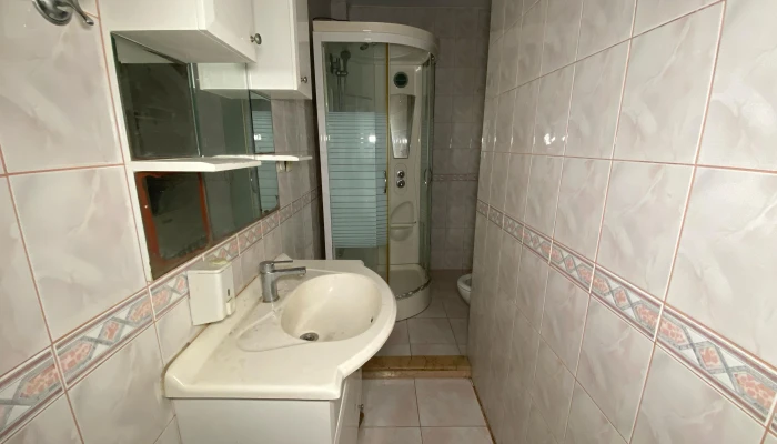 WhatsApp Image 2024-02-01 at 12.36.58 (1).jpg