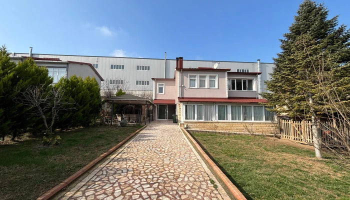 WhatsApp Image 2025-02-02 at 17.39.50 (3).jpg