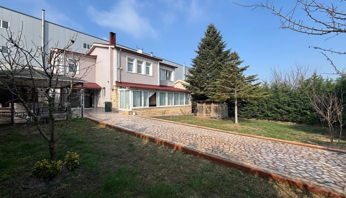 WhatsApp Image 2025-02-02 at 17.39.51 (2).jpg