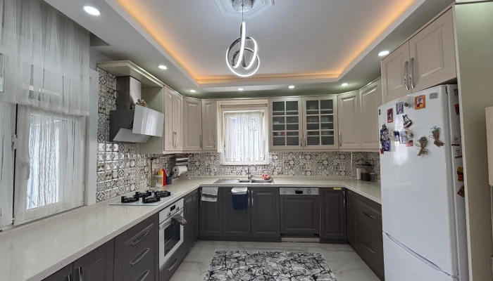 WhatsApp Image 2025-02-02 at 17.39.53 (2).jpg