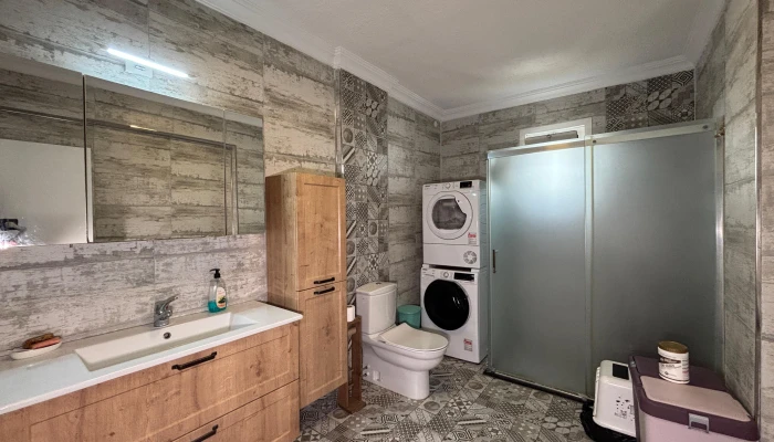 WhatsApp Image 2025-02-02 at 17.39.54.jpg