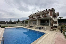 silivri ortaköy kelepir 9+2 havuzlu satılık villa