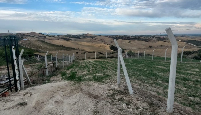 WhatsApp Image 2025-05-14 at 14.14.24 (2).jpg