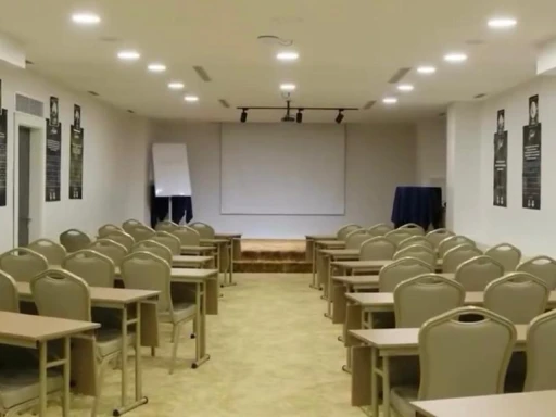 f3cf8a81-fc16-4130-8822-97ecb8256176