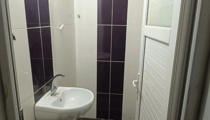 WhatsApp Image 2025-03-28 at 21.33.20.jpg