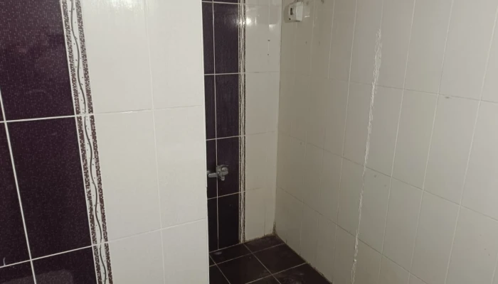 WhatsApp Image 2025-03-28 at 21.33.20 (1).jpg