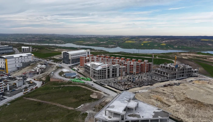 WhatsApp Image 2025-04-16 at 15.47.15 (5).jpg