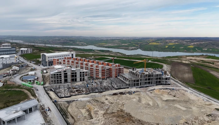 WhatsApp Image 2025-04-16 at 15.47.15 (3).jpg