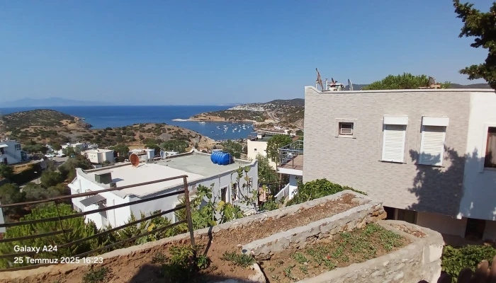 WhatsApp Image 2025-07-26 at 14.12.06 (1).jpg