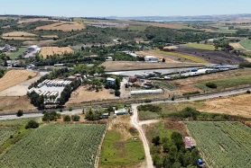 Arnavutköy Yeşilbayır da Yola Cephe 820 m2 Yatırımlık Tarla