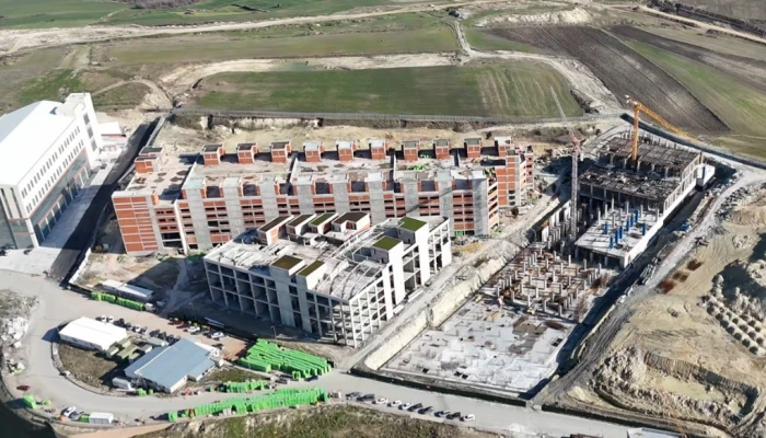 WhatsApp Image 2025-08-07 at 15.06.09 (14).jpg