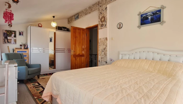 WhatsApp Image 2025-08-02 at 14.07.45 (1).jpg