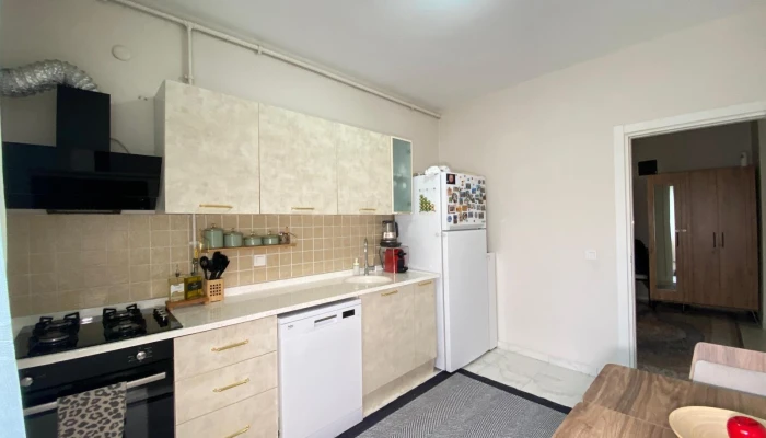 WhatsApp Image 2025-08-11 at 16.01.46 (1).jpg