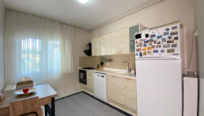 WhatsApp Image 2025-08-11 at 16.01.46.jpg