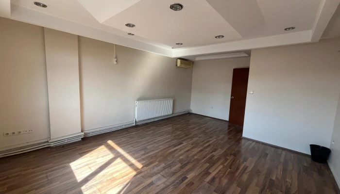 WhatsApp Image 2025-08-12 at 13.26.44 (1).jpg