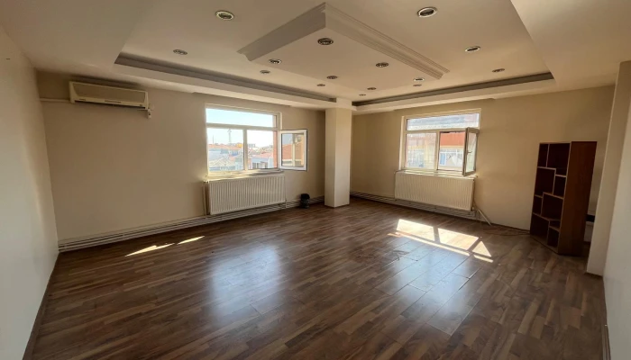 WhatsApp Image 2025-08-12 at 13.26.44 (3).jpg