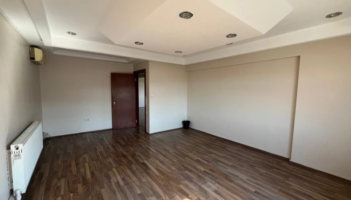 WhatsApp Image 2025-08-12 at 13.26.44.jpg