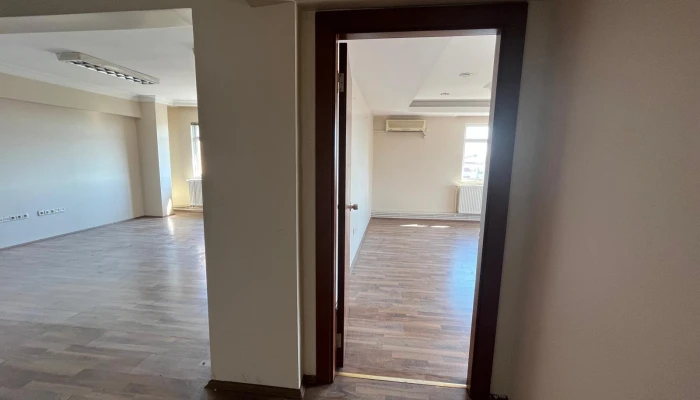 WhatsApp Image 2025-08-12 at 13.26.44 (2).jpg