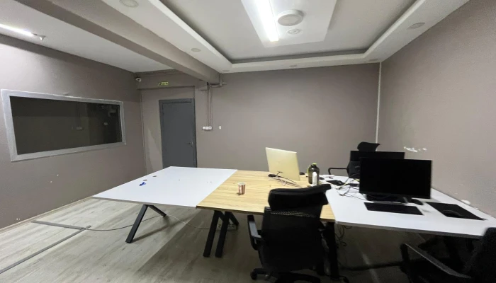 WhatsApp Image 2025-08-12 at 13.47.36 (2).jpg