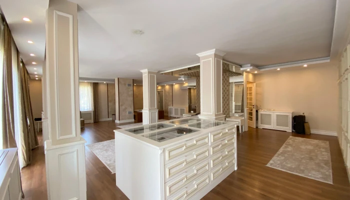 WhatsApp Image 2025-07-17 at 16.14.13.jpg