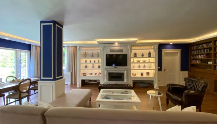 WhatsApp Image 2025-07-17 at 16.13.59 (1).jpg