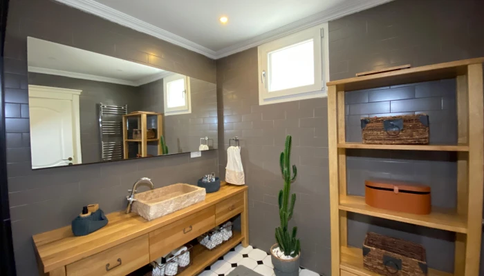 WhatsApp Image 2025-07-17 at 16.14.00 (1).jpg