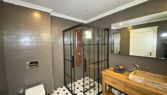 WhatsApp Image 2025-07-17 at 16.14.00.jpg