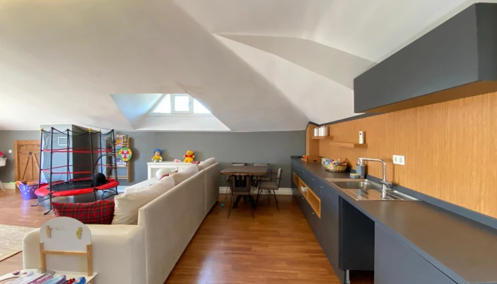 WhatsApp Image 2025-07-17 at 16.14.04 (1).jpg