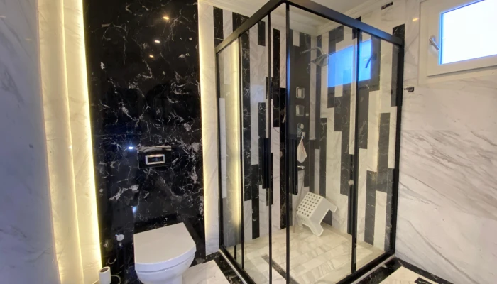 WhatsApp Image 2025-07-17 at 16.14.06.jpg