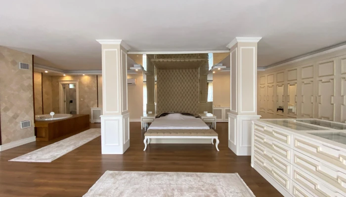 WhatsApp Image 2025-07-17 at 16.14.12 (4).jpg