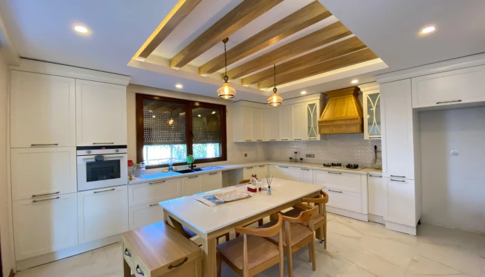 WhatsApp Image 2025-07-17 at 16.09.56 (4).jpg