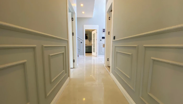 WhatsApp Image 2025-08-21 at 12.31.23 (2).jpg