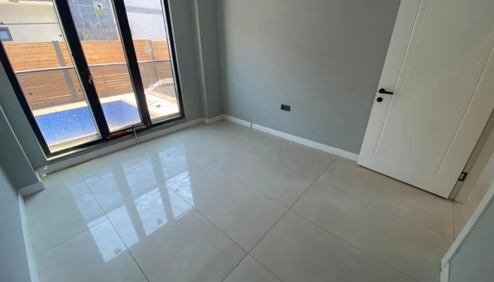 WhatsApp Image 2025-08-21 at 12.31.22 (3).jpg