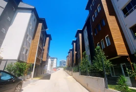 KURTULUŞ MAHALLESİNDE GENİŞ VE FERAH 3+1 SATILIK DAİRE