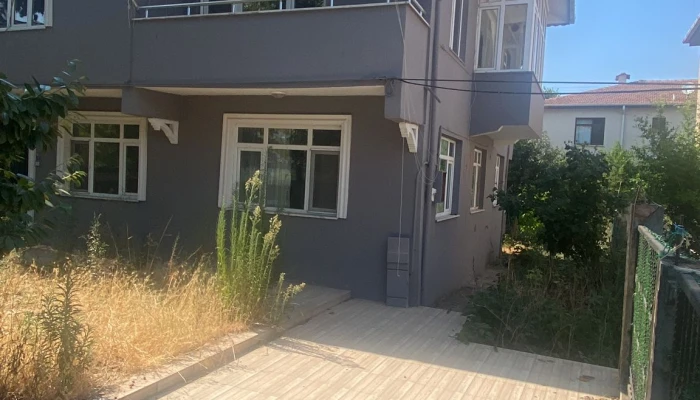 WhatsApp Image 2025-08-22 at 14.37.07 (3).jpg