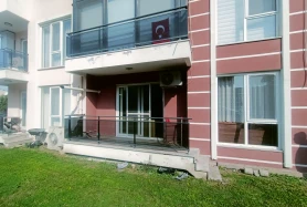 İZMİR VİLLAKENT'te SATILIK 2+1 BAHÇE KATI