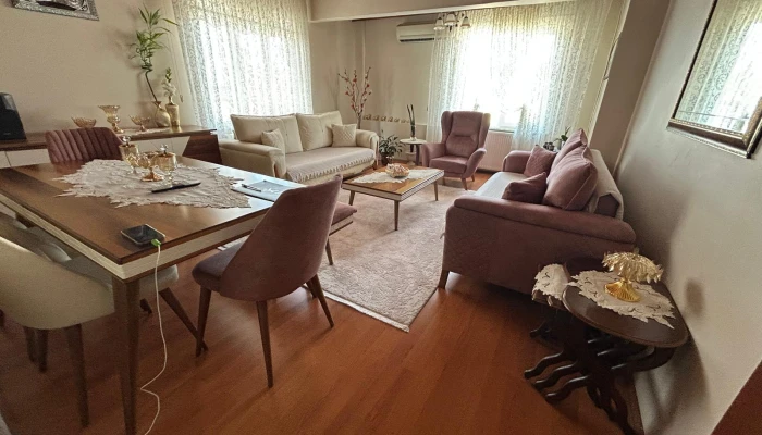 WhatsApp Image 2025-09-01 at 09.31.21 (2).jpg