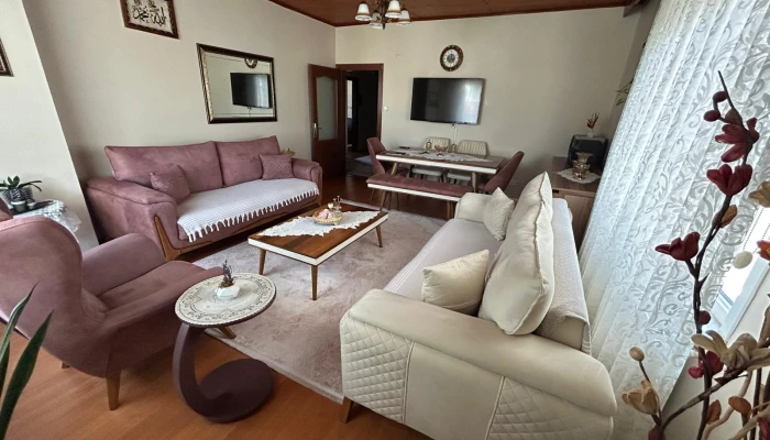 WhatsApp Image 2025-09-01 at 09.31.21 (3).jpg