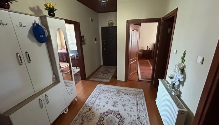 WhatsApp Image 2025-09-01 at 09.31.21 (8).jpg