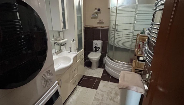 WhatsApp Image 2025-09-01 at 09.31.21 (13).jpg