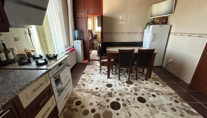 WhatsApp Image 2025-09-01 at 09.31.21 (18).jpg