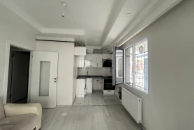 AVCILAR ÜNİVERSİTE MAHALLESİNDE E5'E YAKIN YENİ BİNADA 2+1 SATILIK DAİRE