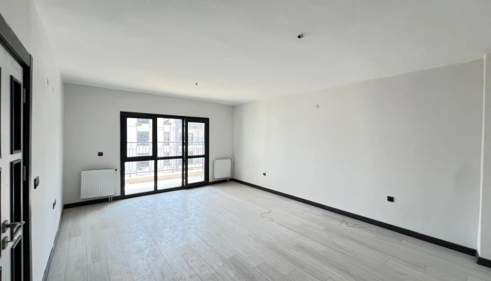 WhatsApp Image 2025-09-11 at 10.03.50 (3).jpg