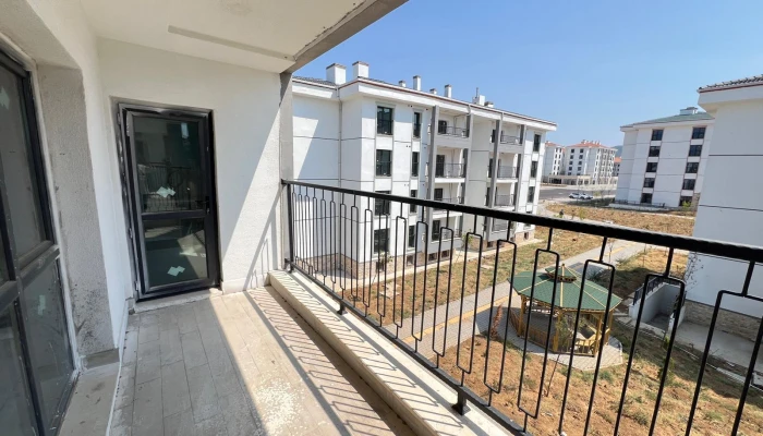 WhatsApp Image 2025-09-11 at 10.03.51 (3).jpg