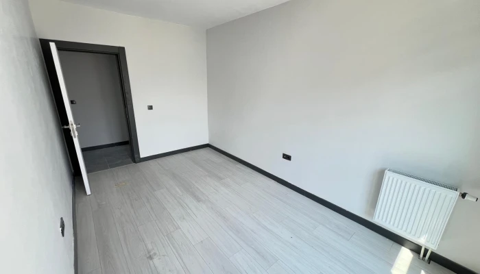 WhatsApp Image 2025-09-11 at 10.03.51 (16).jpg