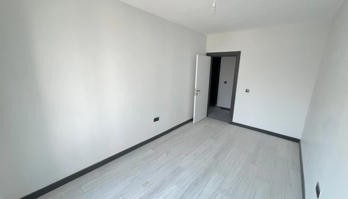 WhatsApp Image 2025-09-11 at 10.03.51 (17).jpg