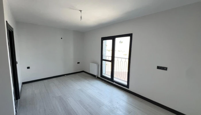 WhatsApp Image 2025-09-11 at 10.03.51 (18).jpg