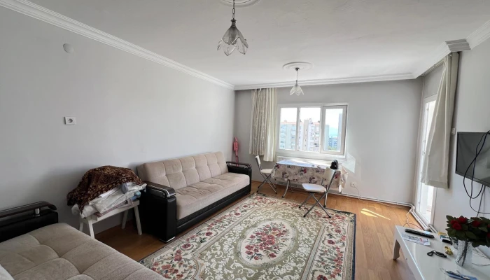 WhatsApp Image 2025-09-11 at 22.01.38 (1).jpg