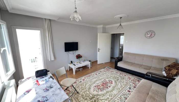 WhatsApp Image 2025-09-11 at 22.01.39 (2).jpg