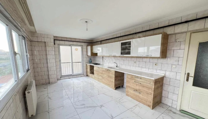 WhatsApp Image 2025-09-11 at 22.06.16 (6).jpg